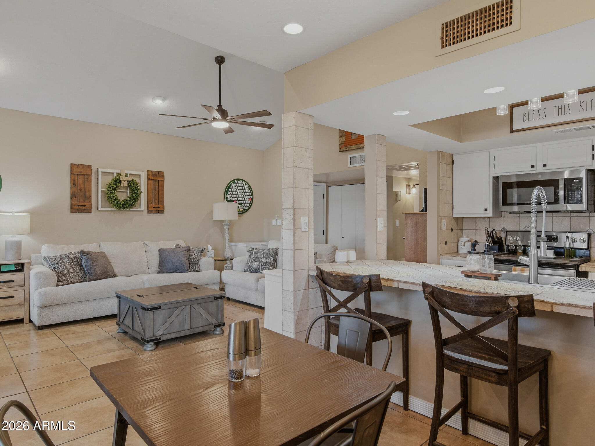 1342 W EMERALD Avenue 278