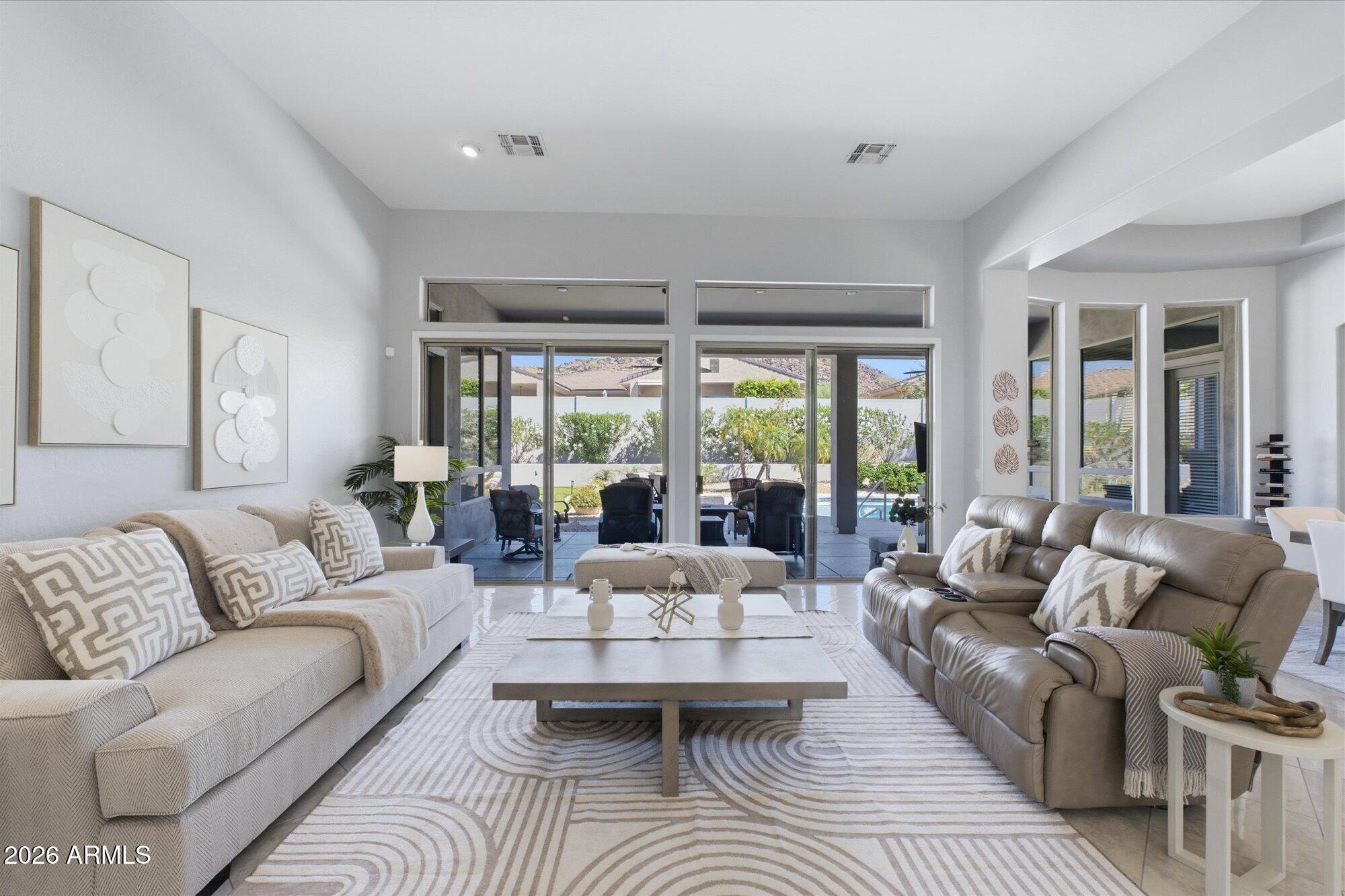 13526 E DEL TIMBRE Drive