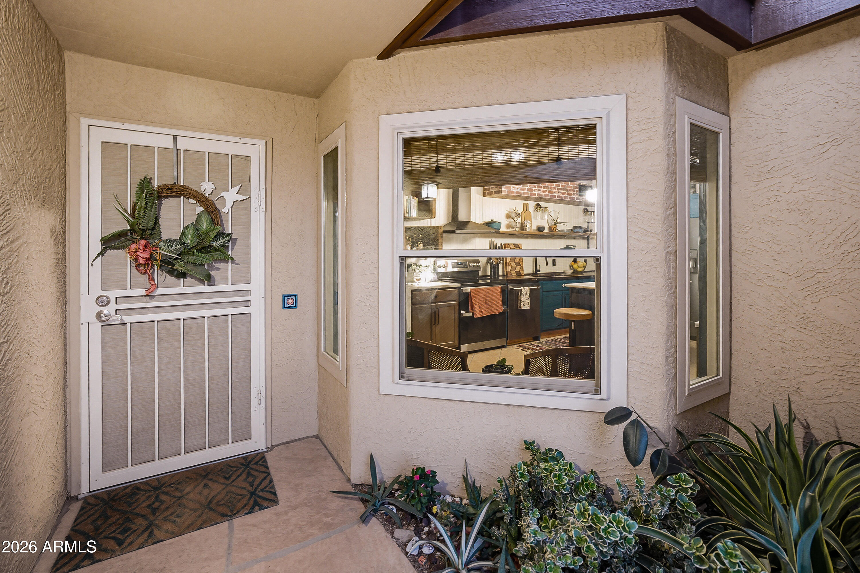 2506 E VILLA MARIA Drive