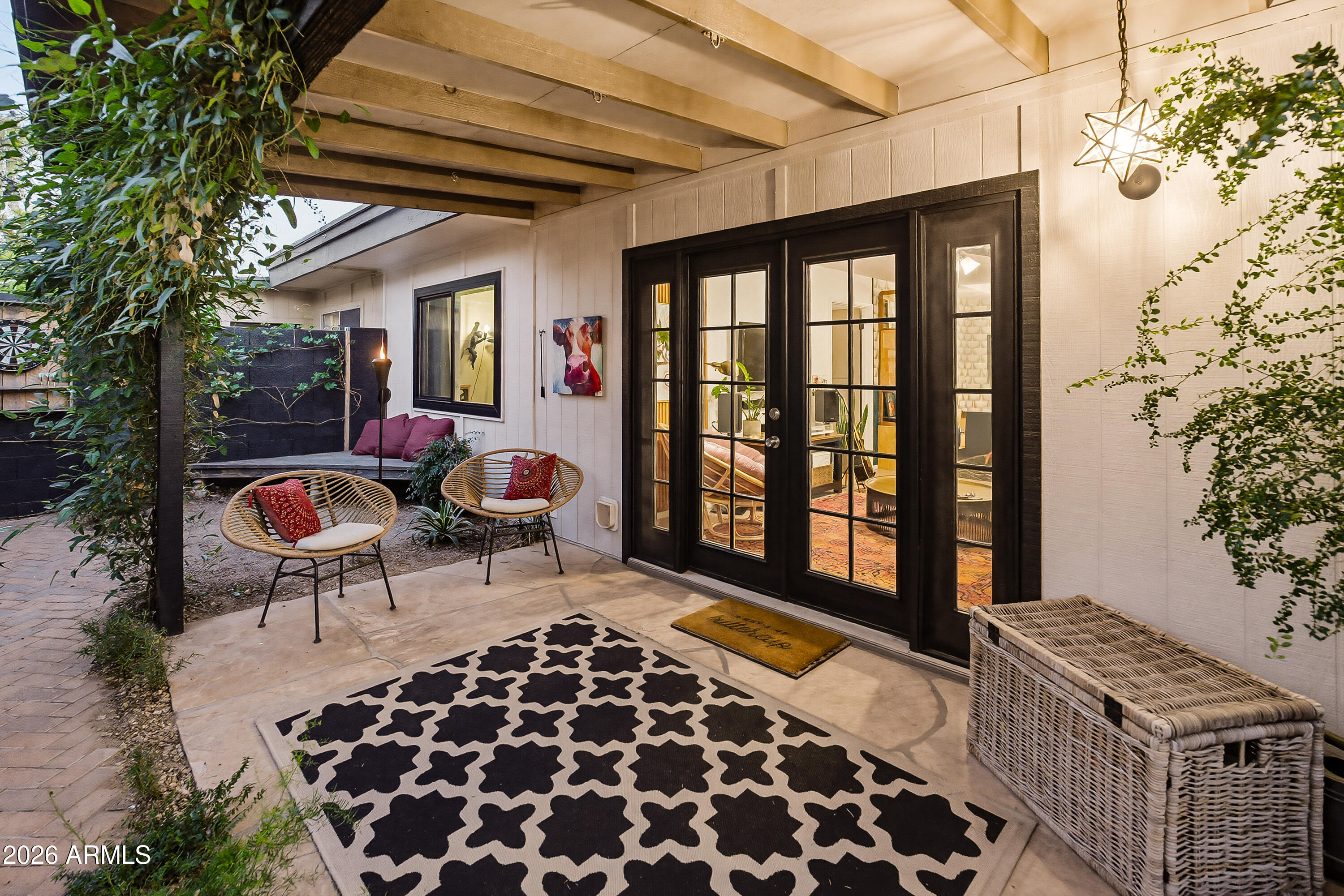 2506 E VILLA MARIA Drive