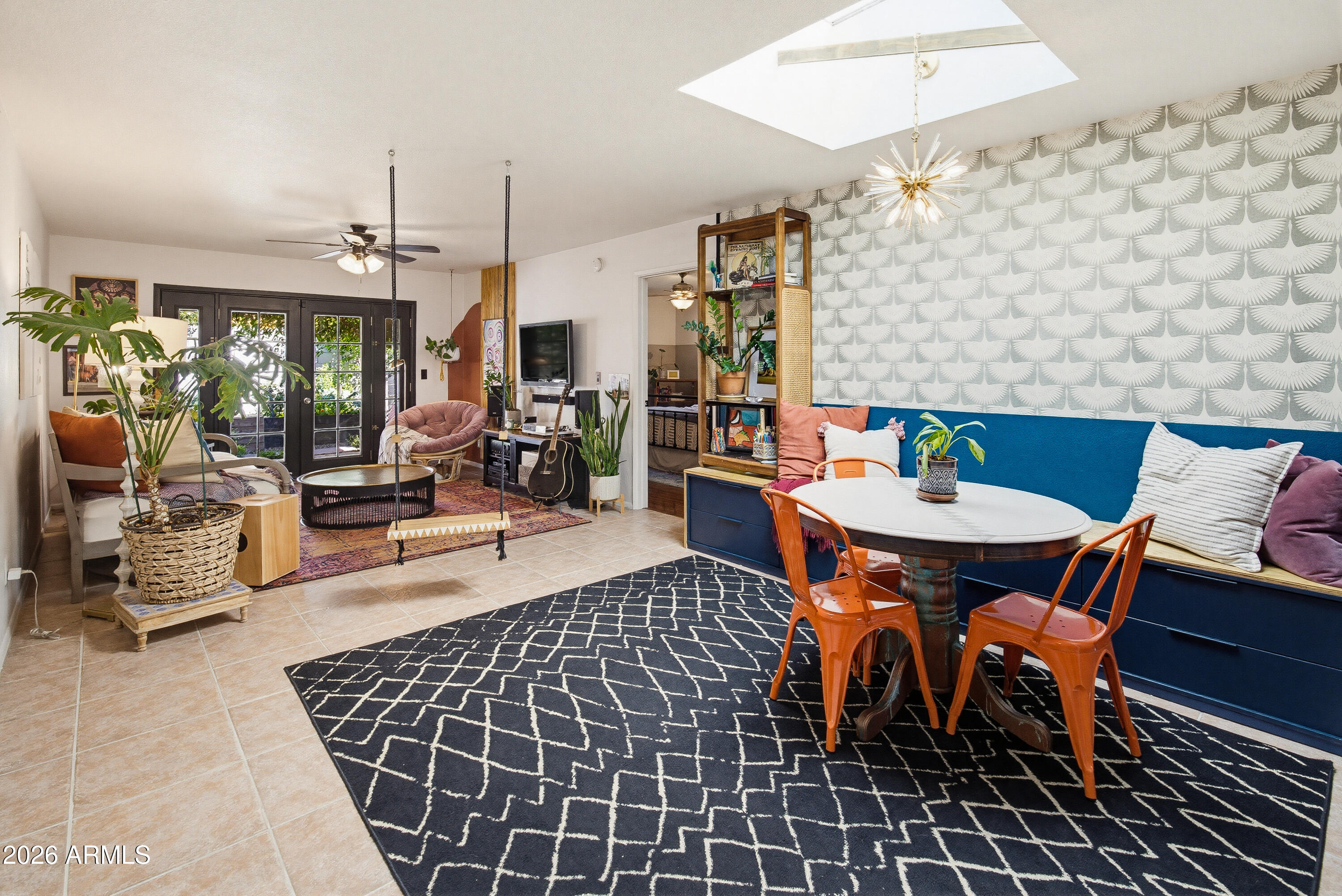 2506 E VILLA MARIA Drive