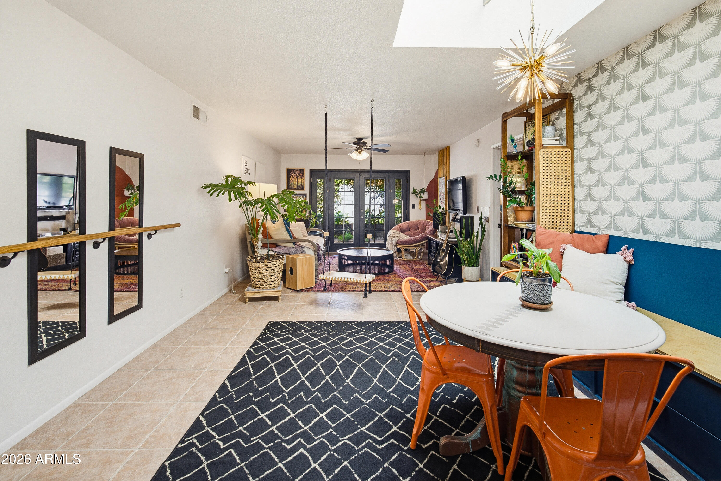 2506 E VILLA MARIA Drive