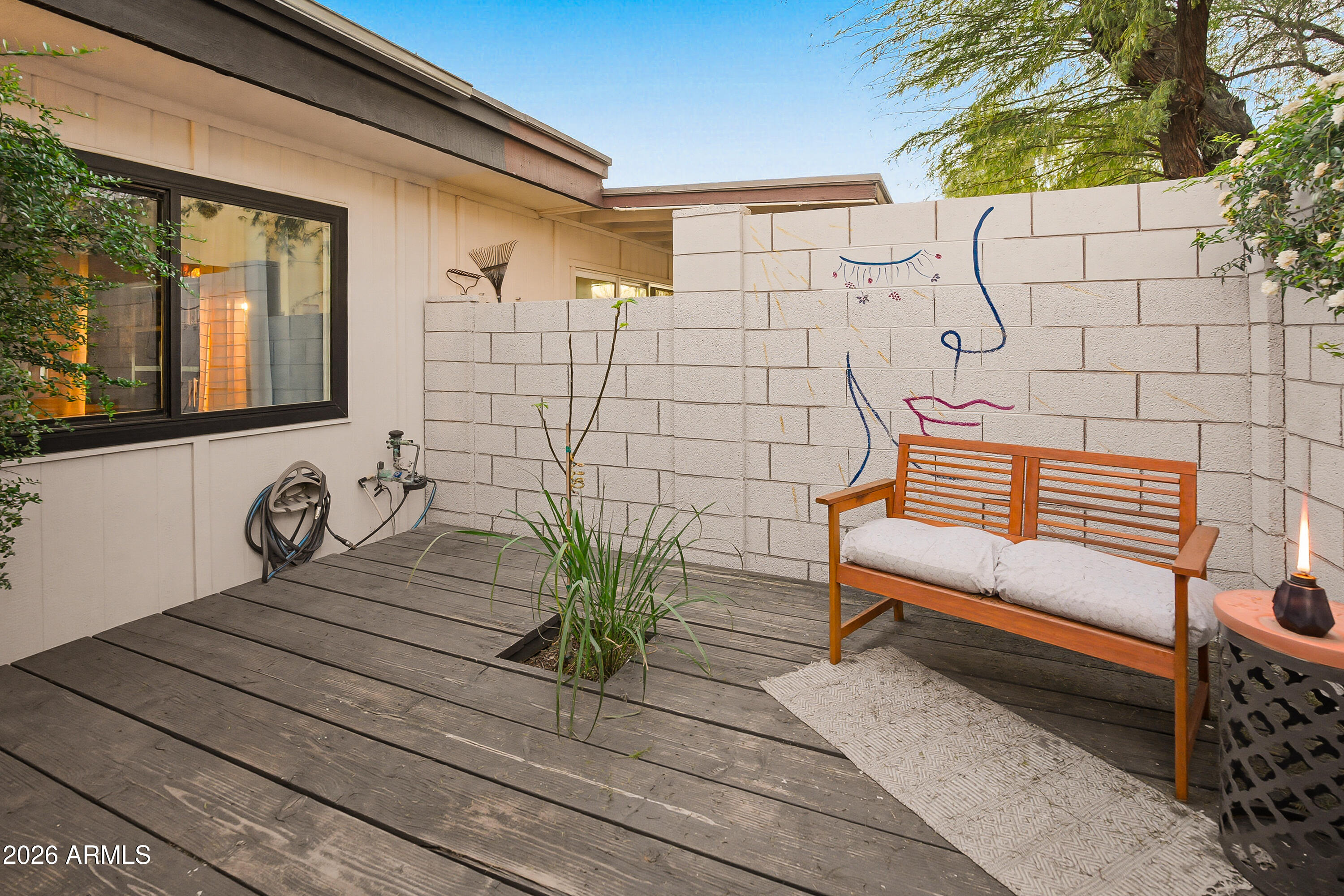 2506 E VILLA MARIA Drive