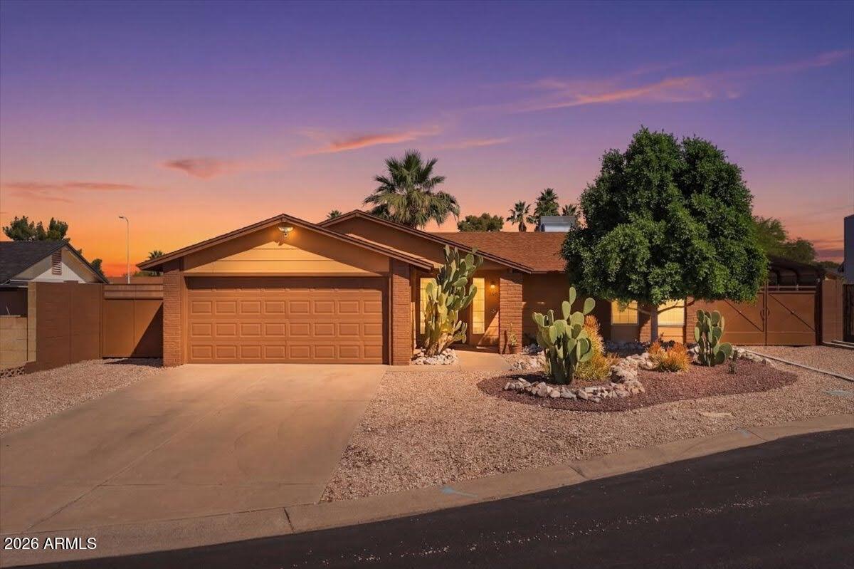 7546 E DULCIANA Circle