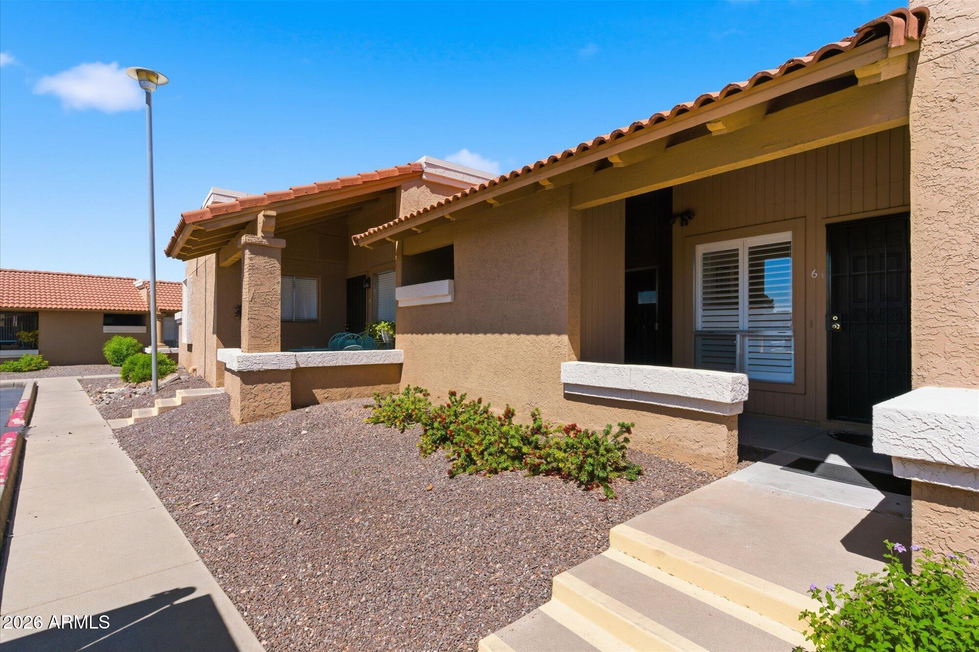 501 W TONOPAH Drive 6