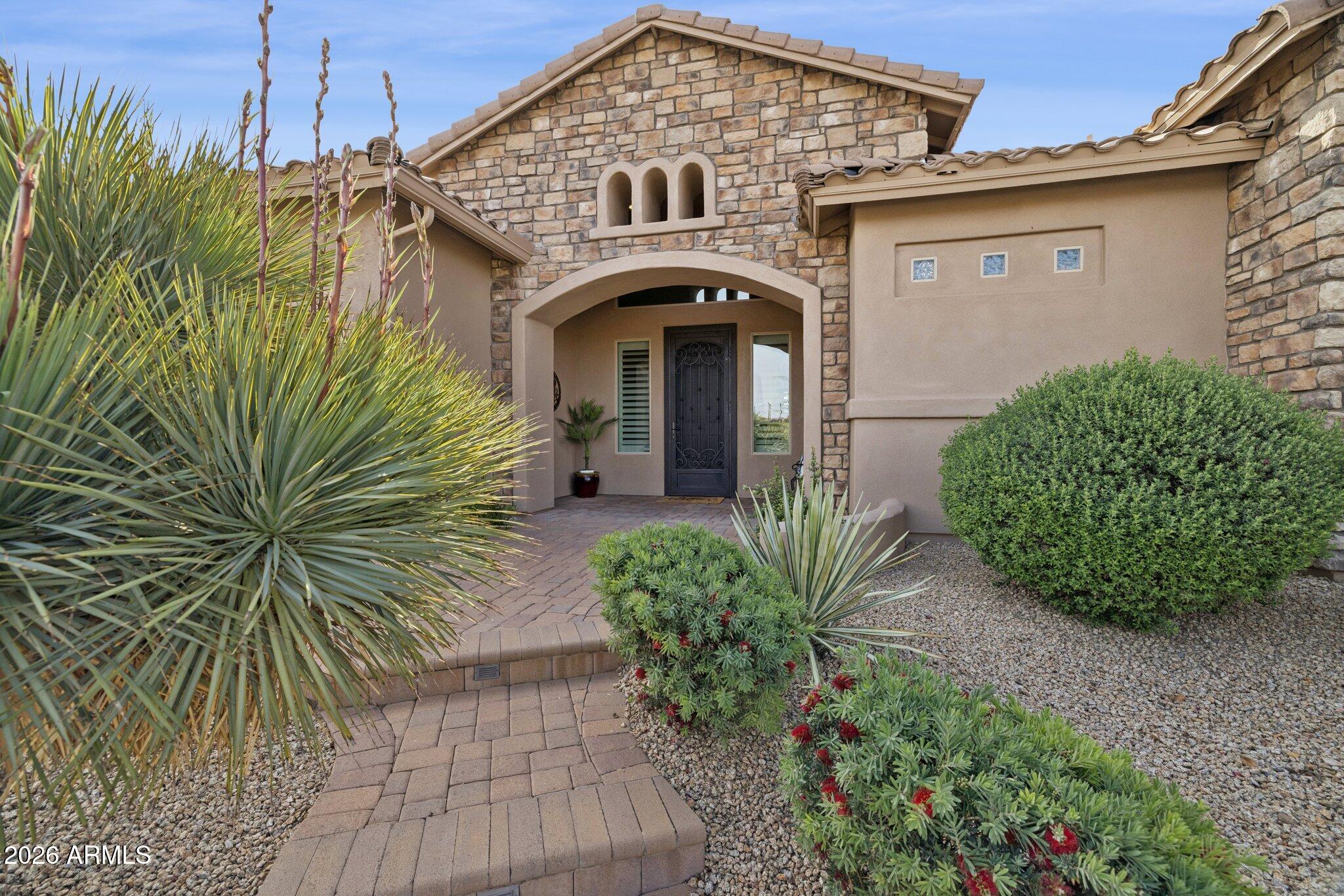 5831 E SIERRA SUNSET Trail