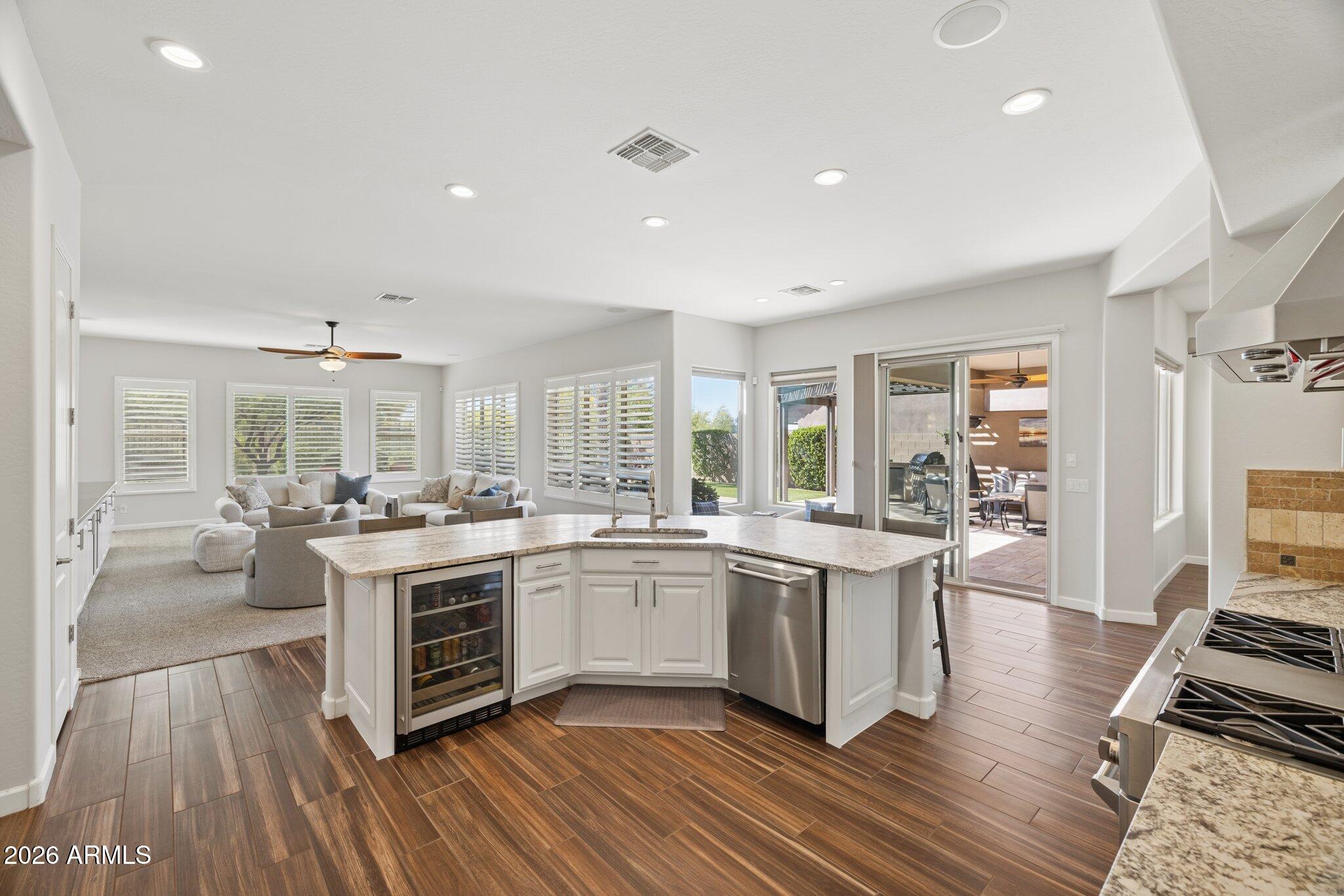 5831 E SIERRA SUNSET Trail