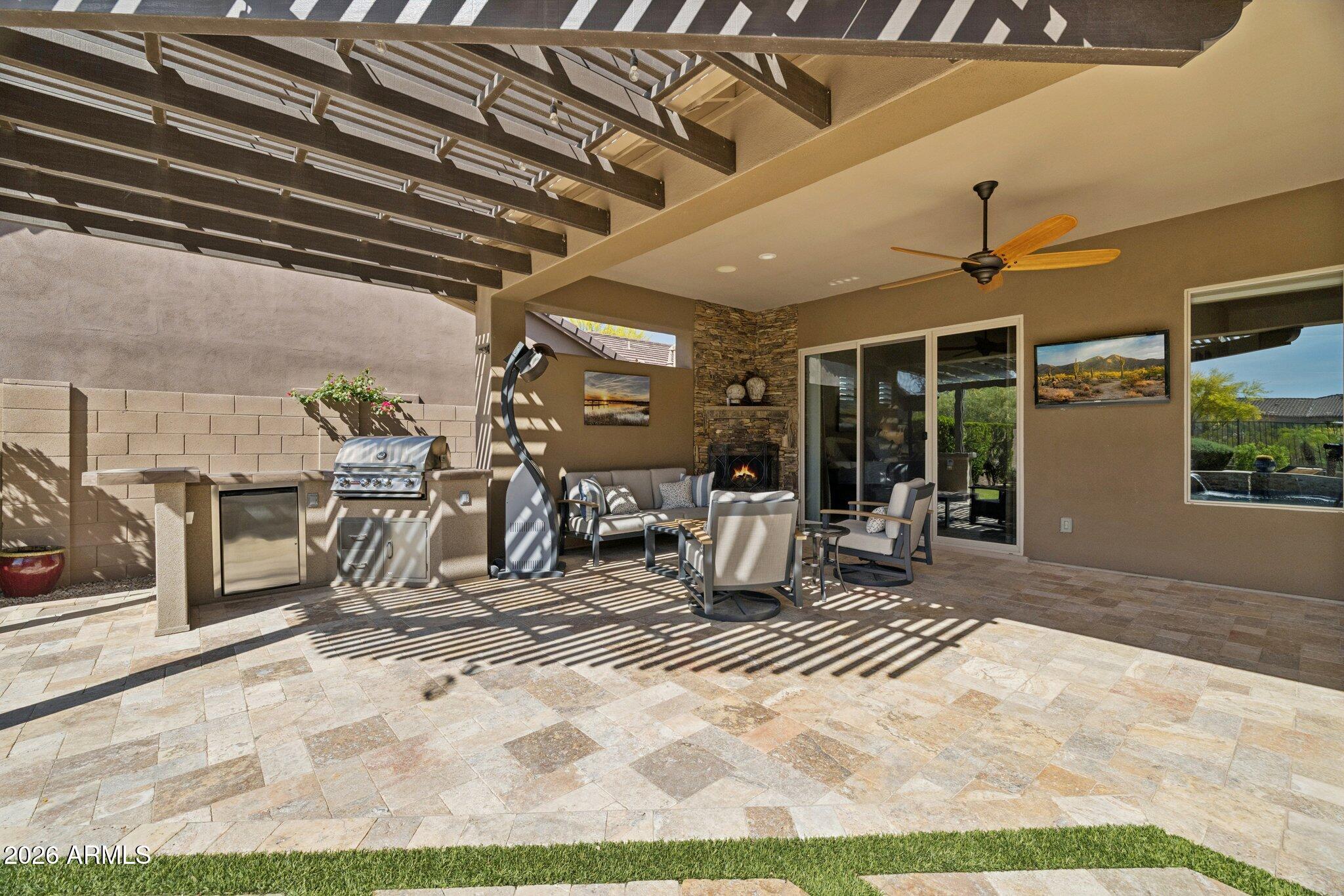 5831 E SIERRA SUNSET Trail