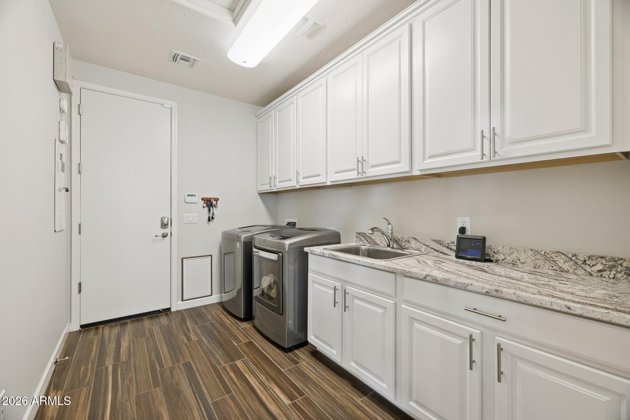 5831 E SIERRA SUNSET Trail