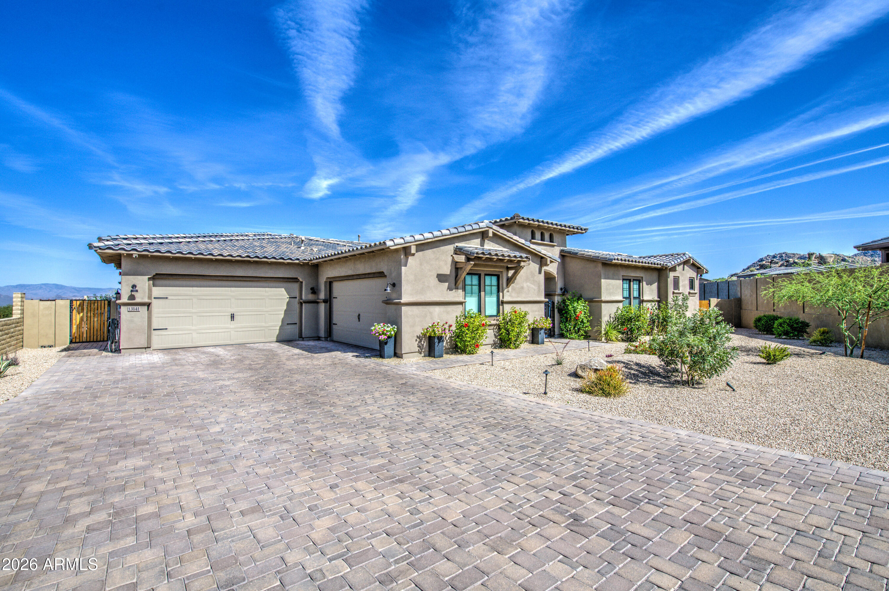 13141 E DE LA O Road