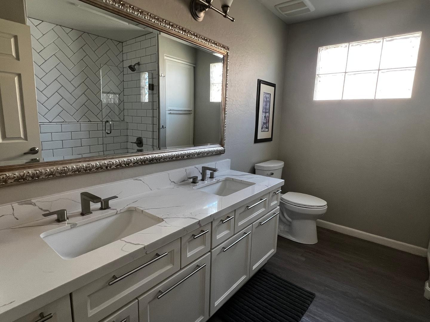 9405 E Quarry