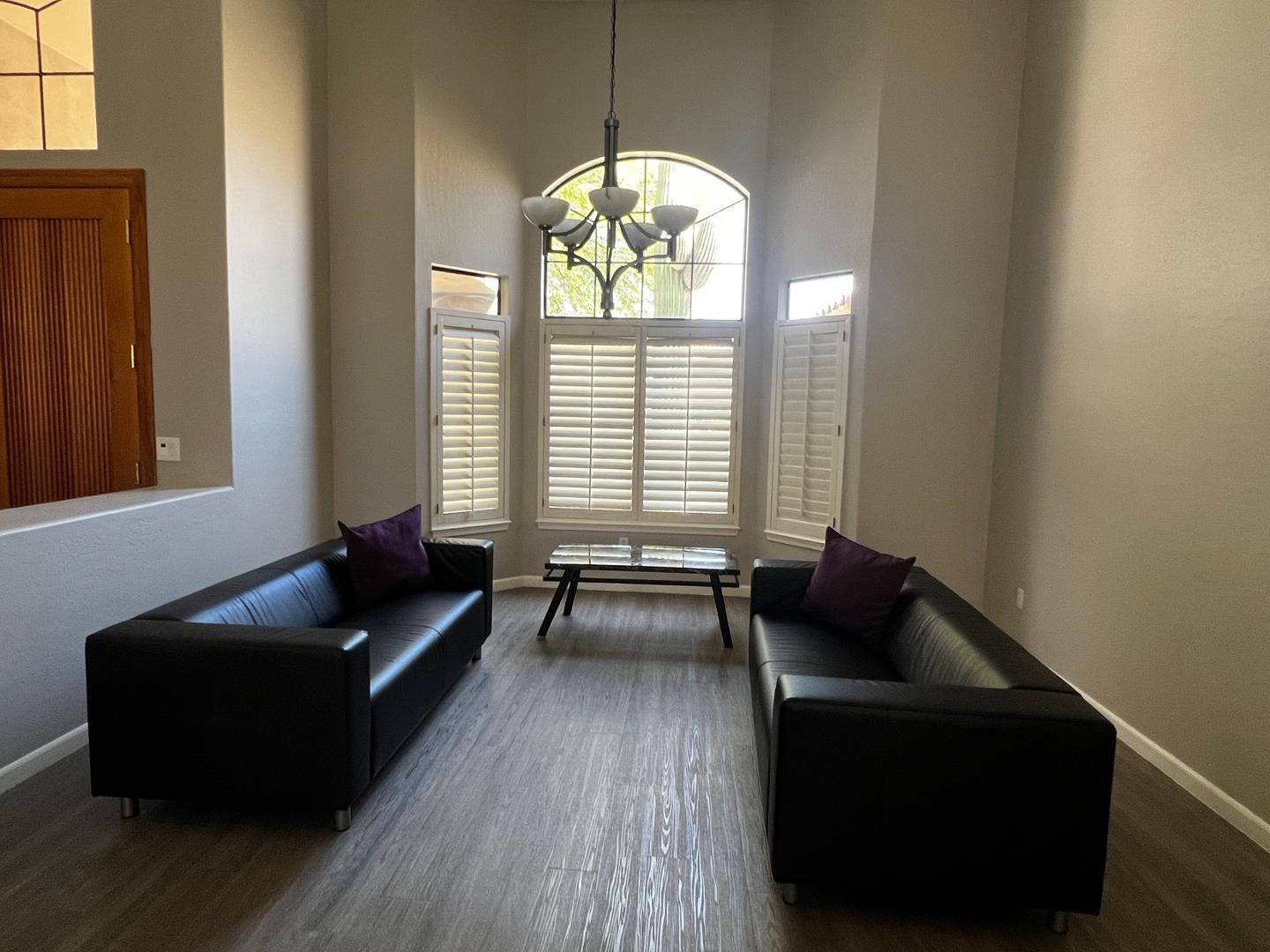 9405 E Quarry