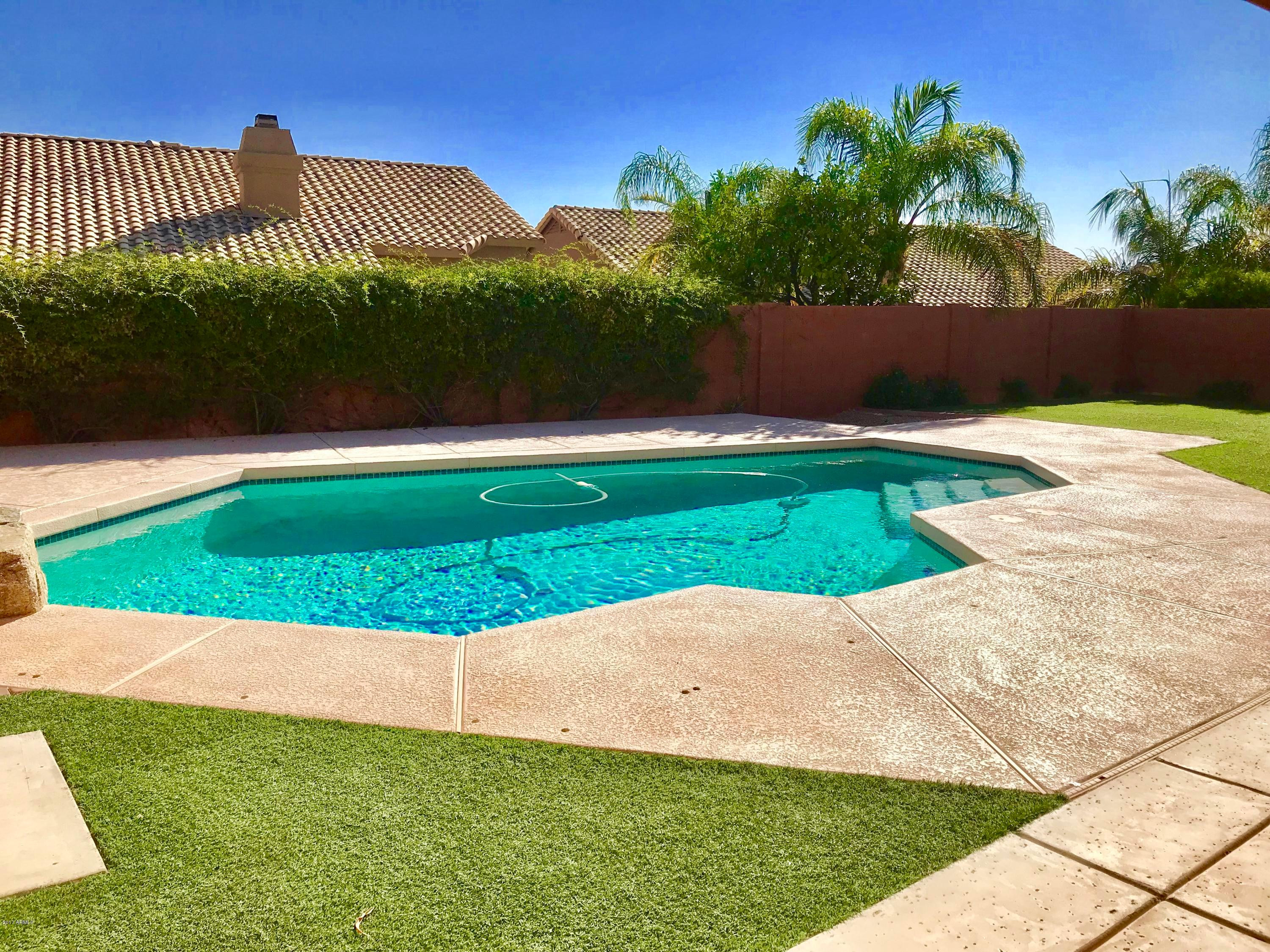 9405 E Quarry