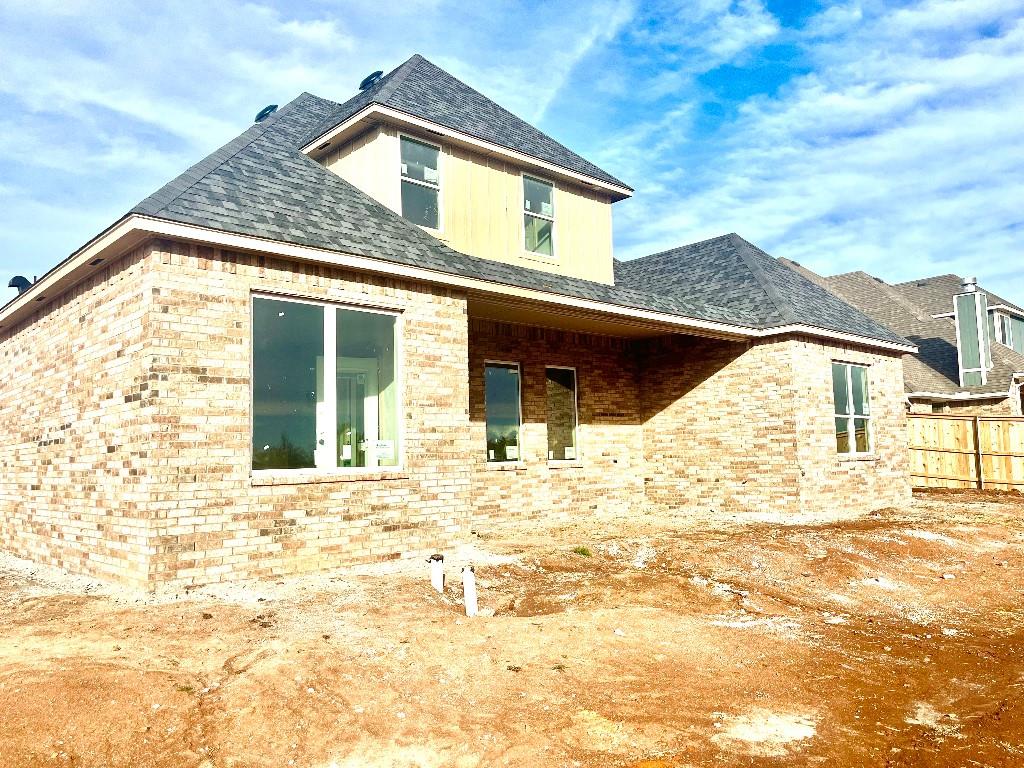 5812 NW 159th Street