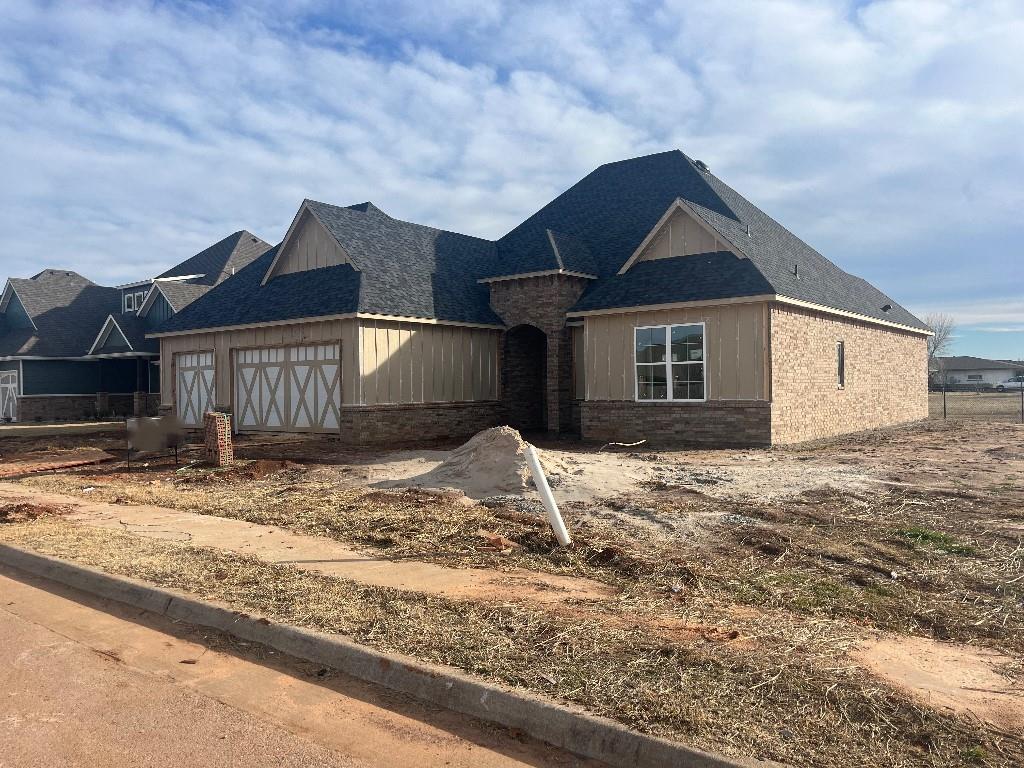 5812 NW 159th Street