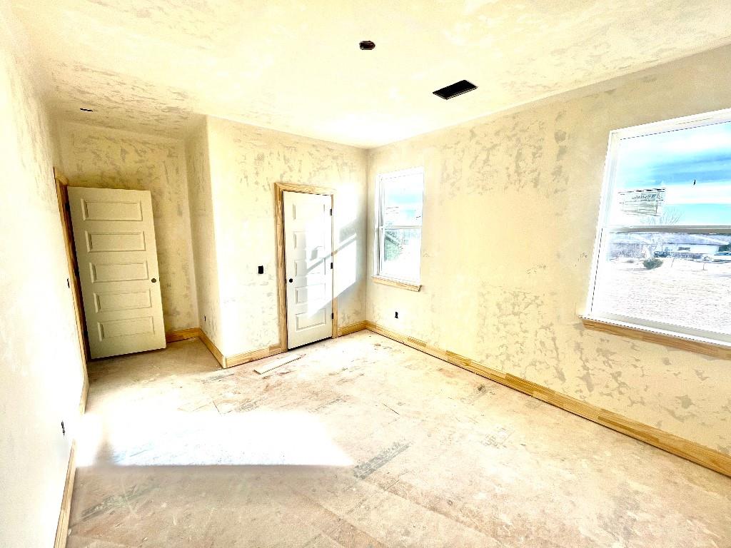 5812 NW 159th Street