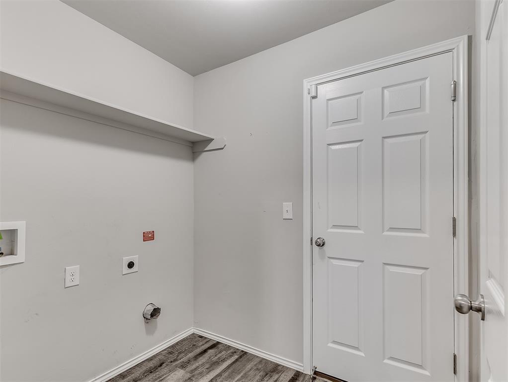 9533 NW 120th Street