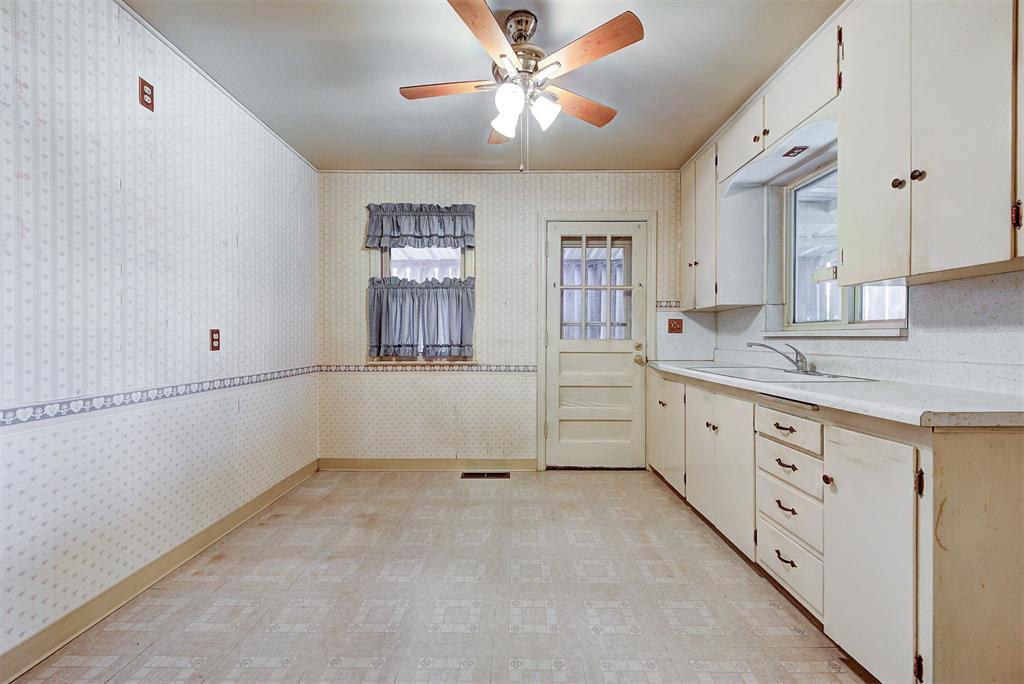 2617 NW 37th Street