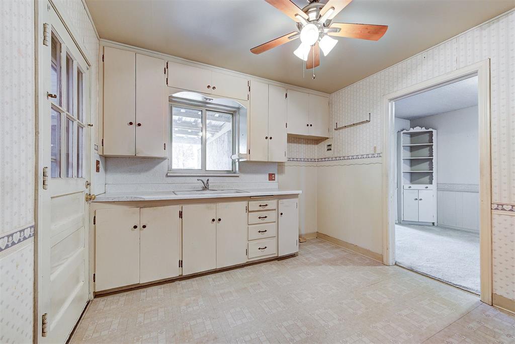 2617 NW 37th Street