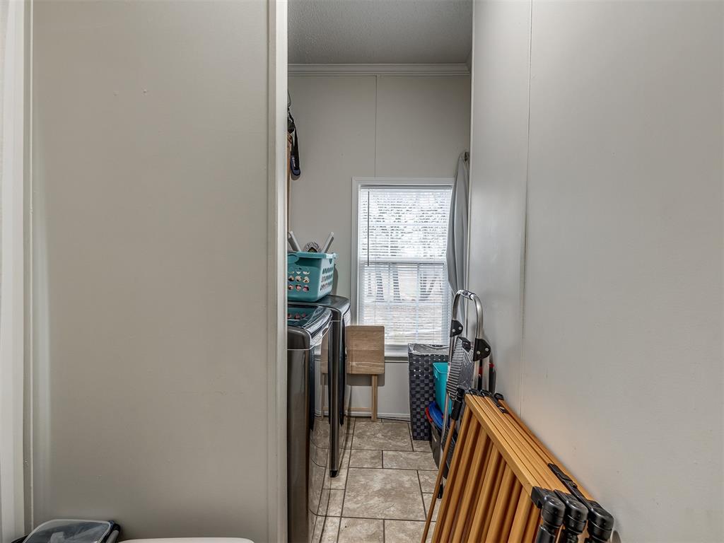 15901 Roland Drive