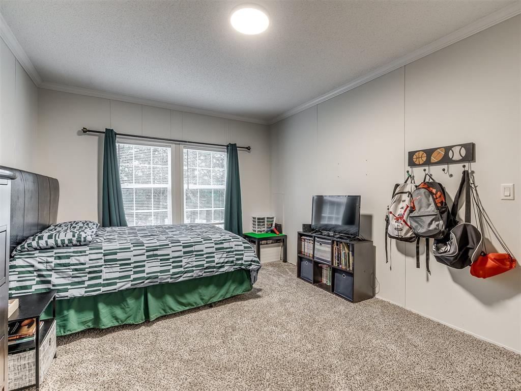 15901 Roland Drive