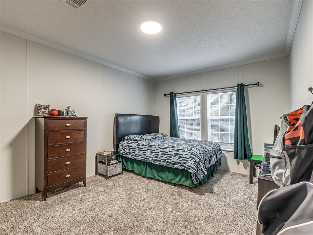 15901 Roland Drive