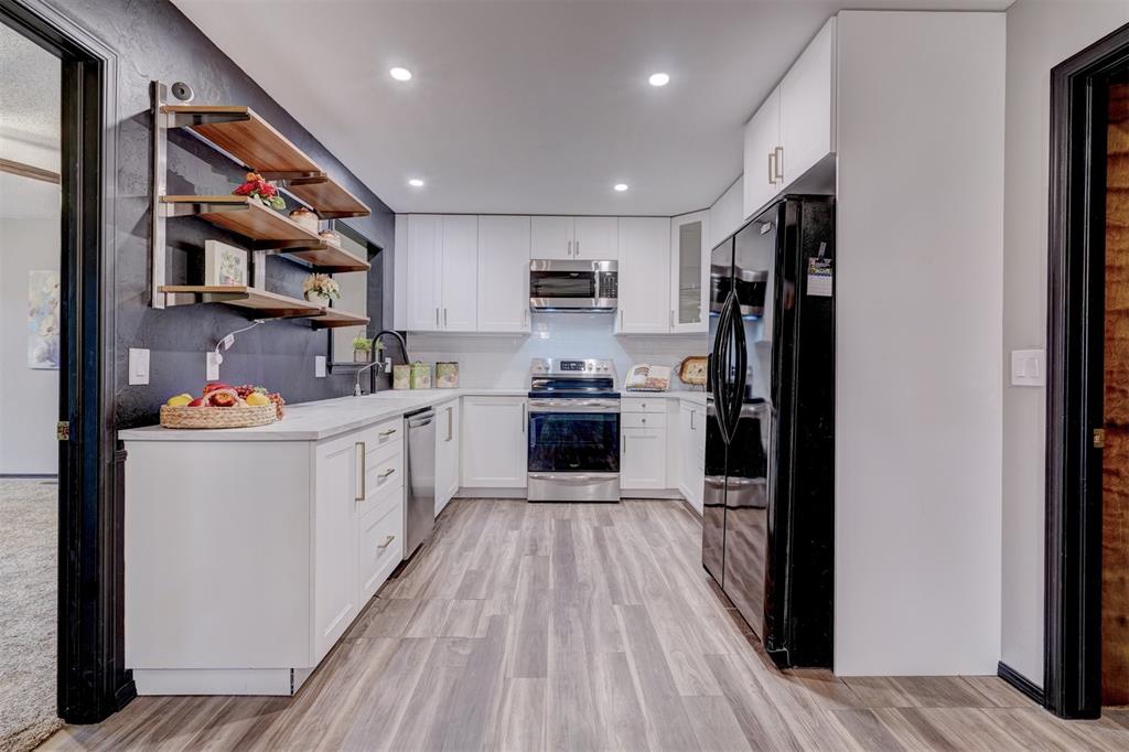 11705 Sylvester Drive