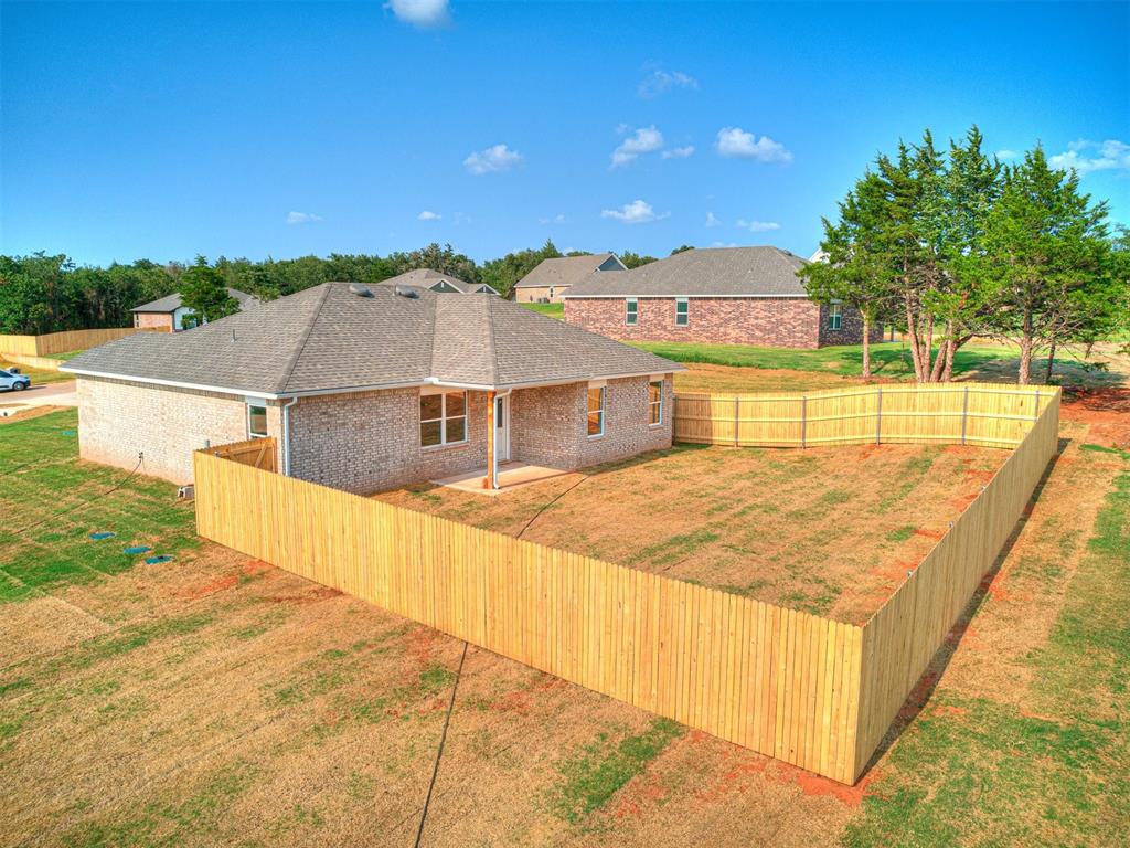 11718 Sweeping Lane