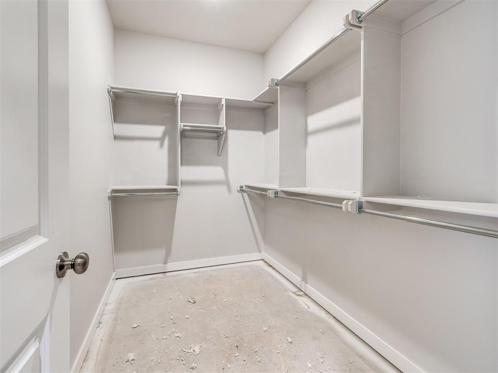11718 Sweeping Lane