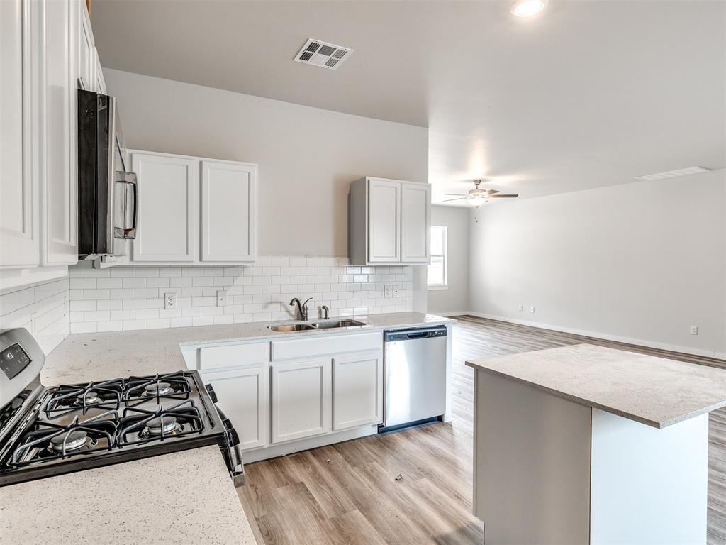 11718 Sweeping Lane