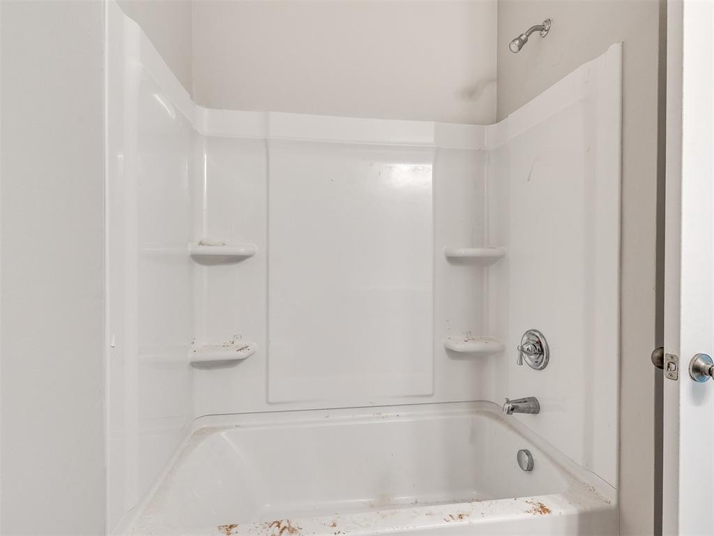 11718 Sweeping Lane