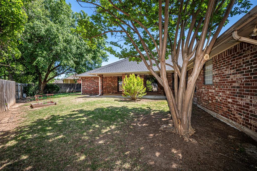1001 Melisa Drive