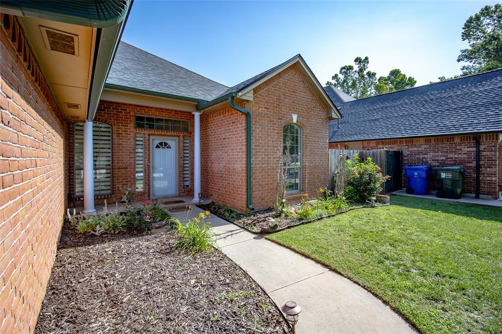4905 Cypress Lake Drive
