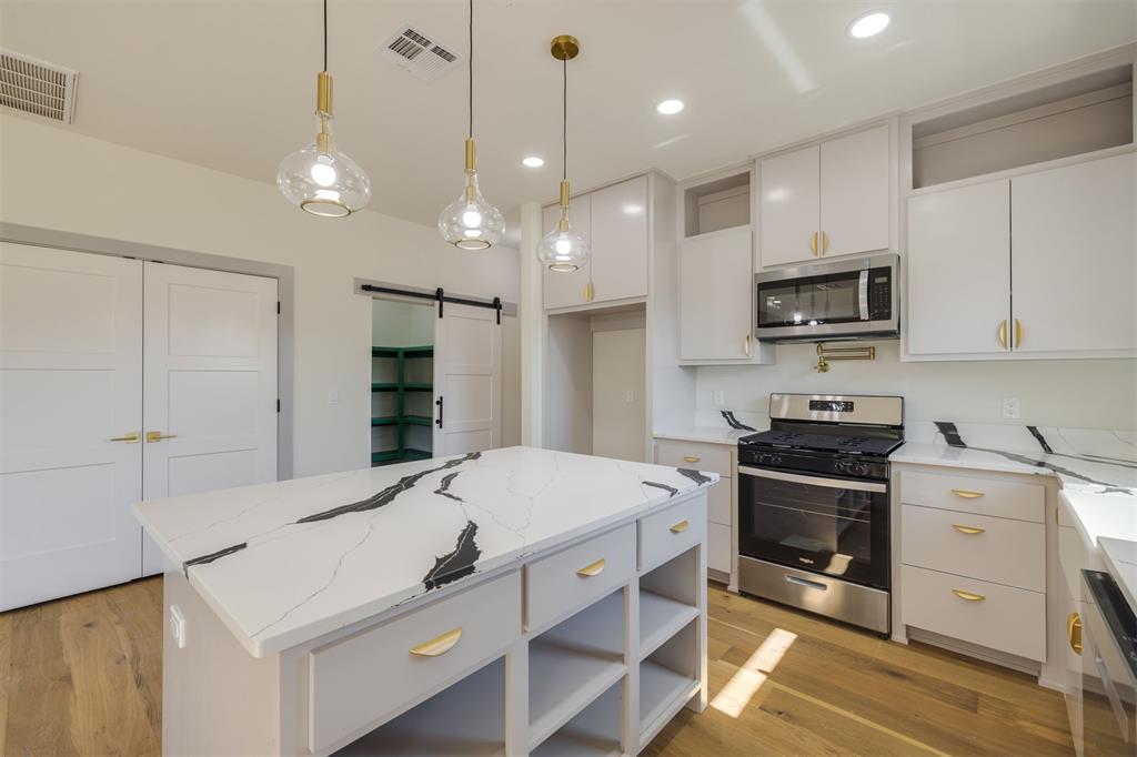 727 NW 99th Street