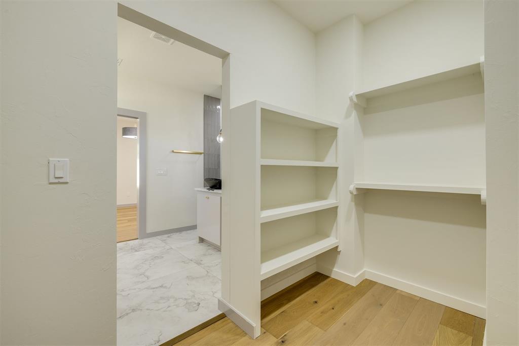 727 NW 99th Street