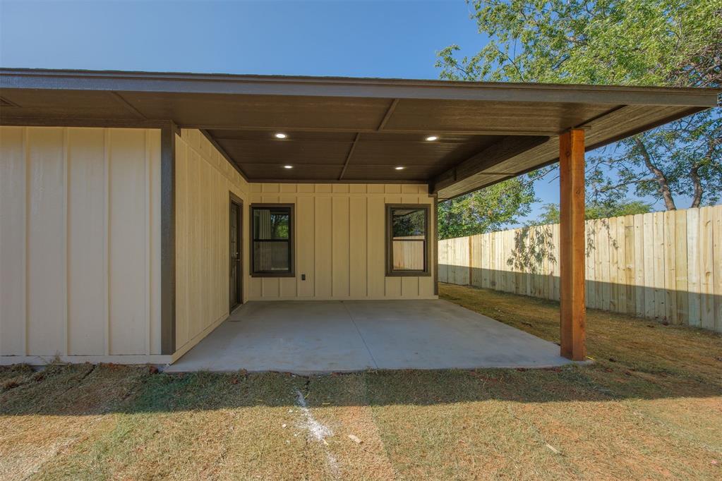 727 NW 99th Street