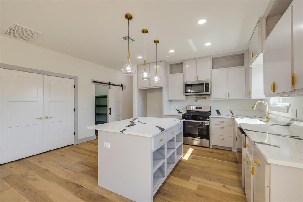 727 NW 99th Street