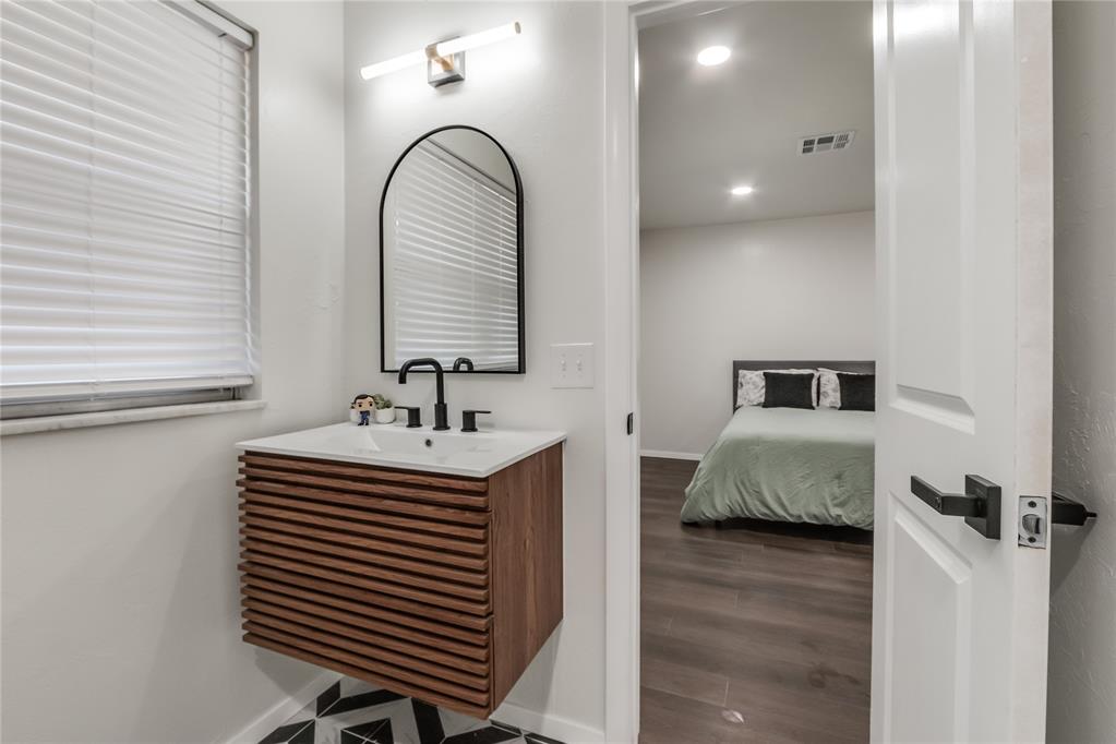 3613 NW 53rd Street