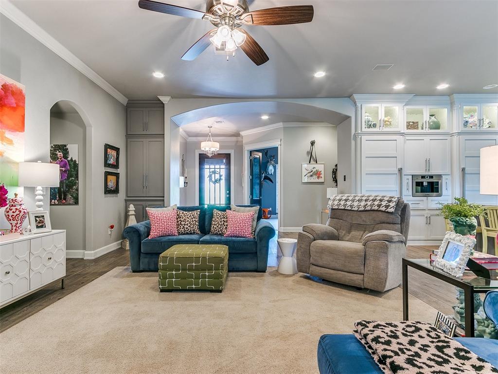 852 County Street 2921