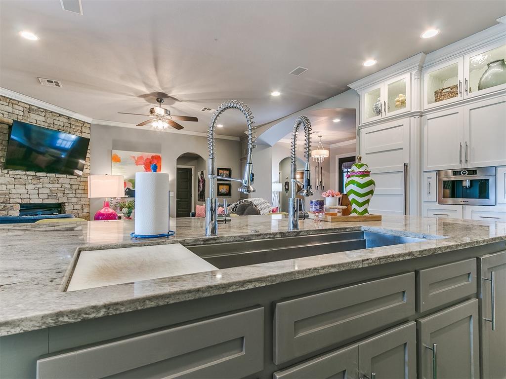 852 County Street 2921