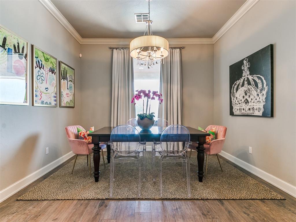 852 County Street 2921