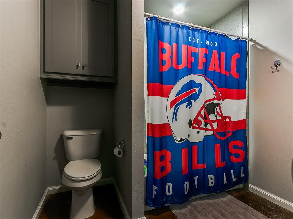 852 County Street 2921