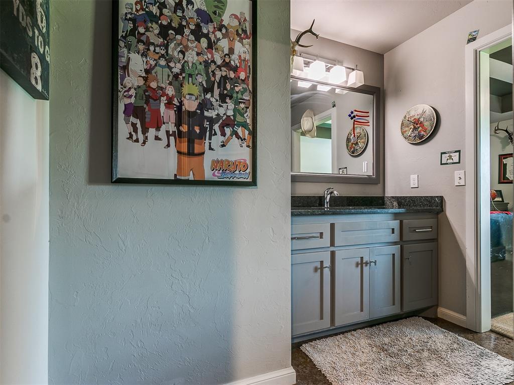 852 County Street 2921