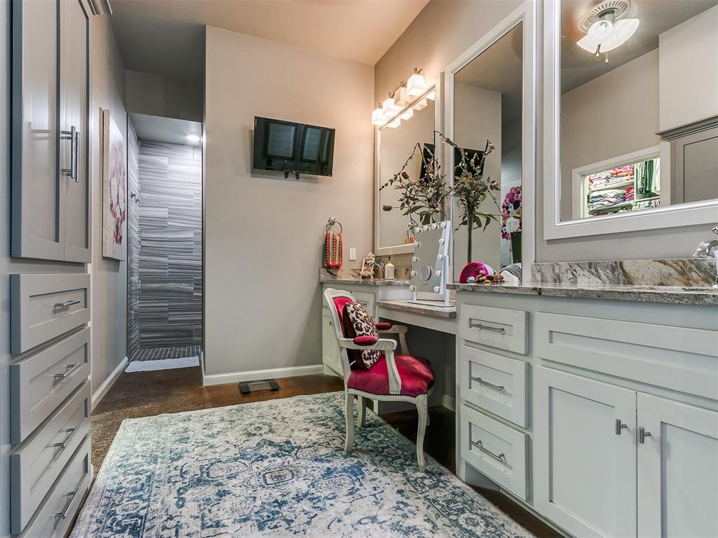 852 County Street 2921