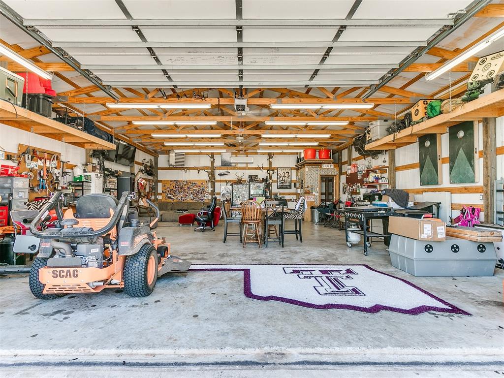 852 County Street 2921