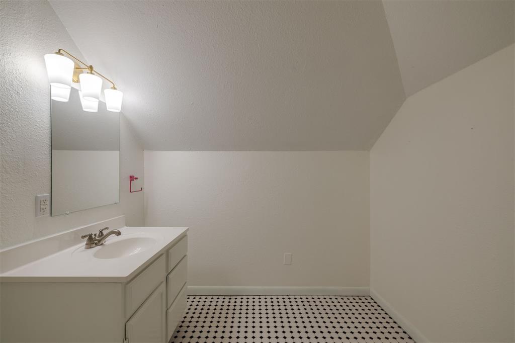 713 NW 33rd Street