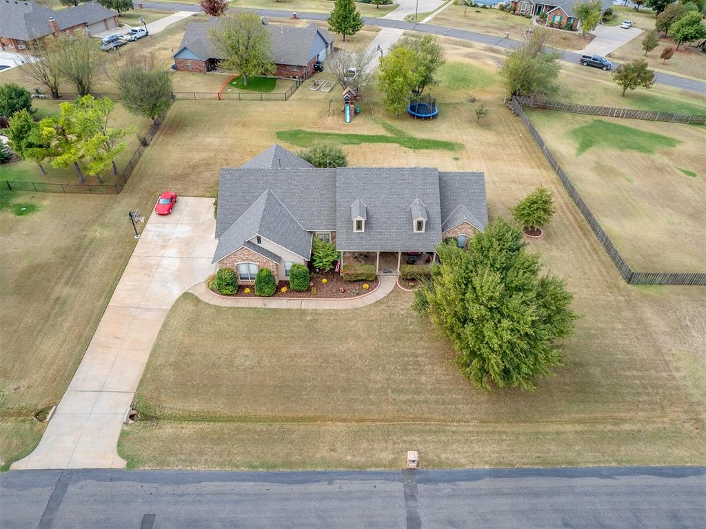 22577 Laras Lane