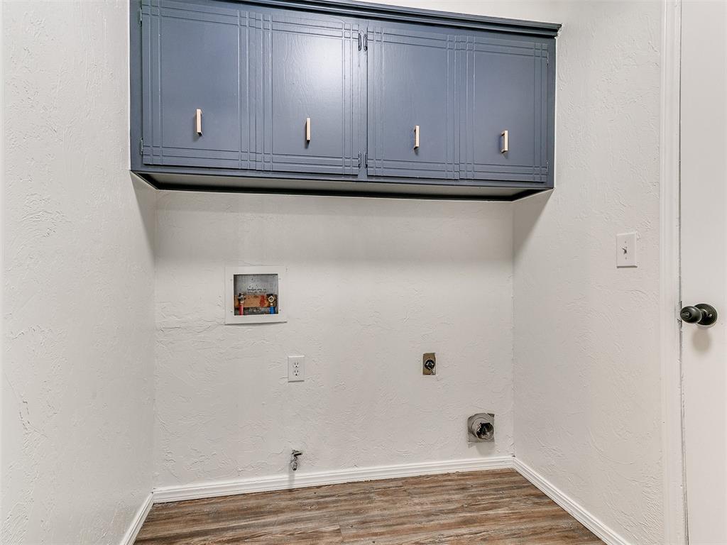 5837 NW 86th Street