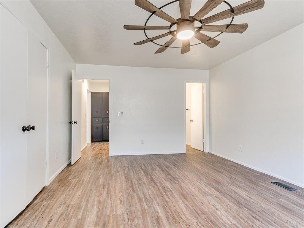 5837 NW 86th Street