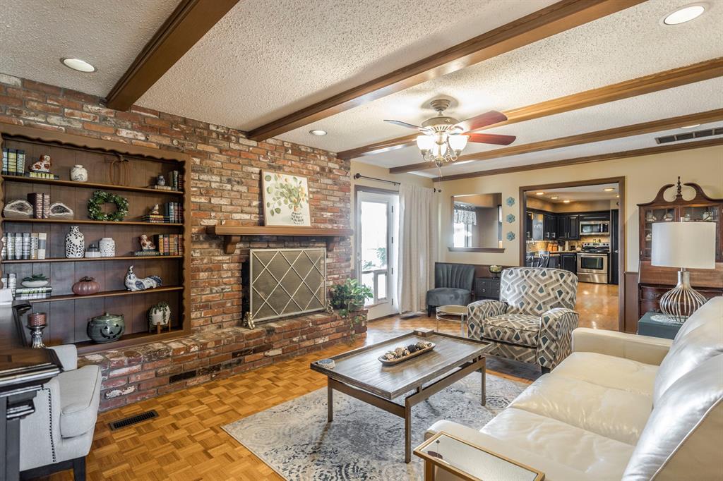 6917 N Ann Arbor Terrace